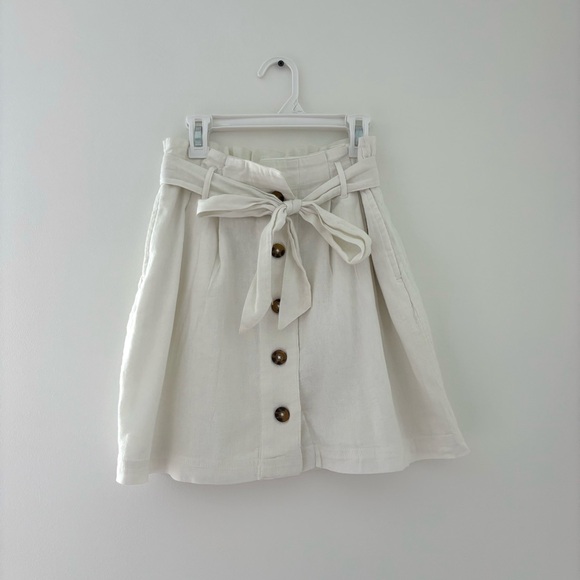 Hollister Dresses & Skirts - White linen tie waist skirt